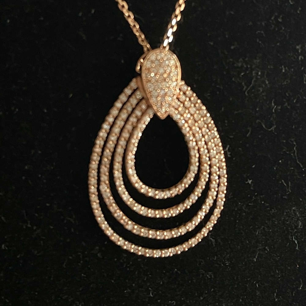 14KT ROSE GOLD DIAMOND PENDANT  NECKLACE - Picture 3 of 10